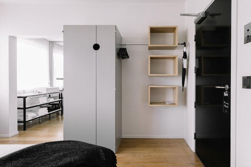 اتاق استاندارد با تخت دو نفره بزرگ, 101 Hotel, A Member Of Design Hotels