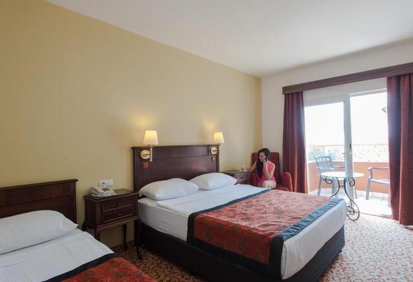 Трехместный Номер Superior, Antique Roman Palace Museum Hotel   Adults Only Ultra All Inclusive