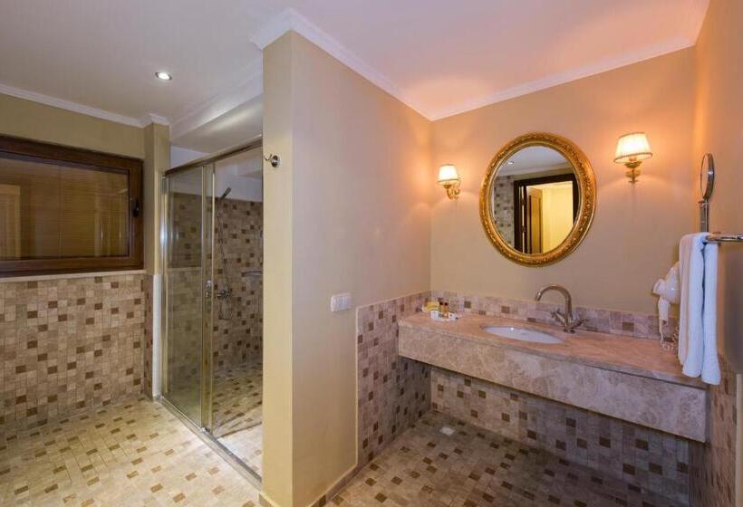 Люкс Кровать Кинг, Antique Roman Palace Museum Hotel   Adults Only Ultra All Inclusive