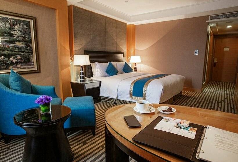 Номер Deluxe, Grand Cypress Teda Dalian