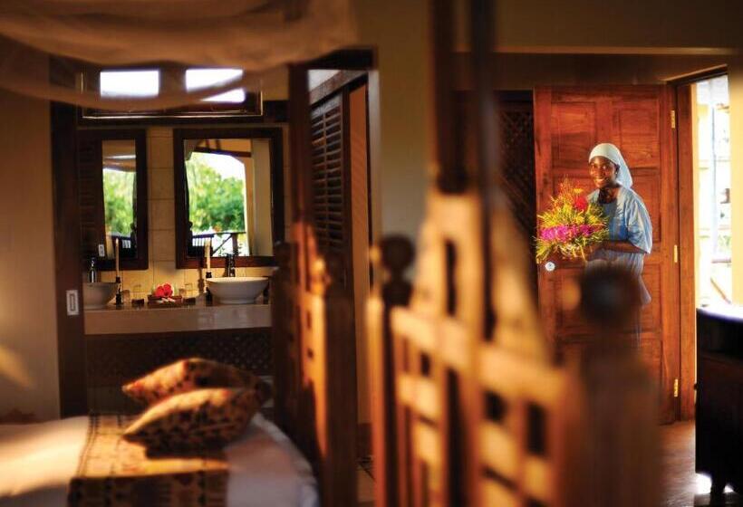 스위트, Neptune Pwani Beach Resort & Spa Zanzibar  All Inclusive