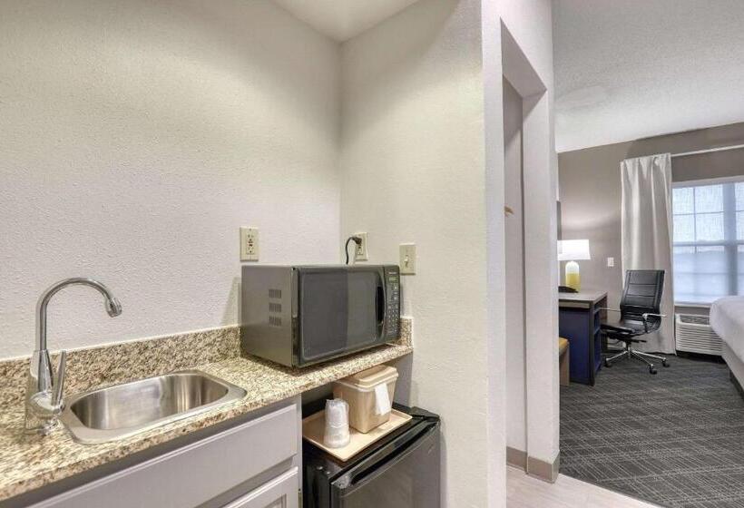 Люкс Кровать Кинг, Comfort Suites Milwaukee Airport