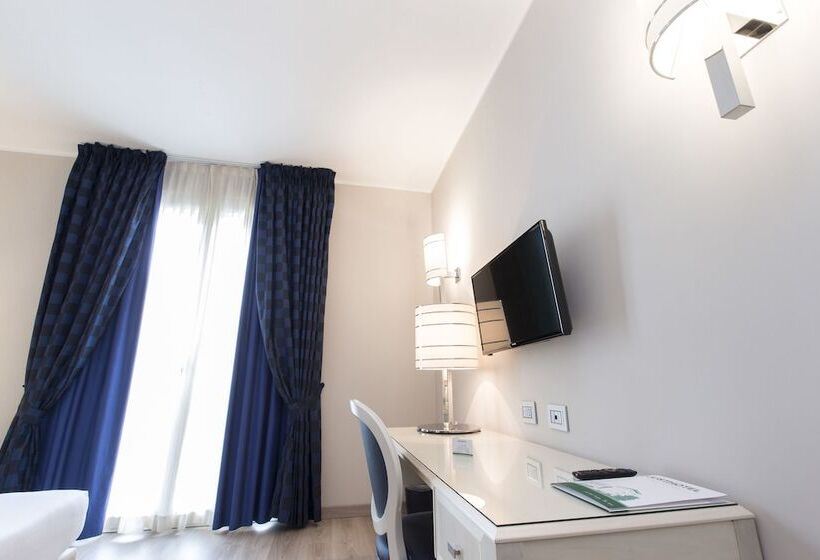 Номер Superior, Just Hotel Lomazzo Fiera