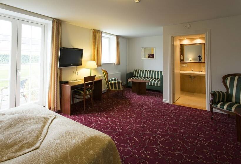 Семейный Номер, Milling Hotel Park