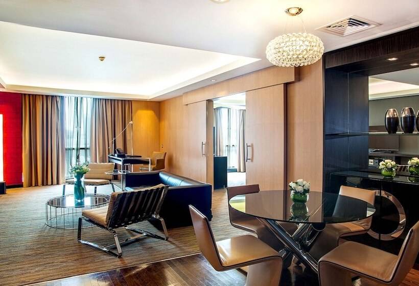 套房, Radisson Blu Hotel, Dubai Media City