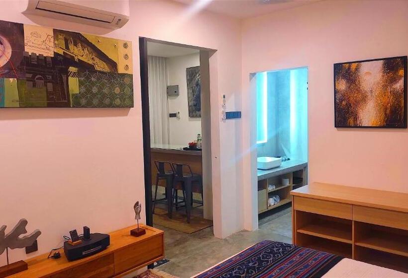 استودیوی لوکس, S`ekar Pinang Langkawi