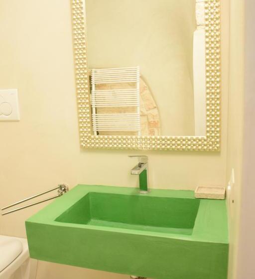 شقة غرفتين, Corte Trullo Sovrano B&b