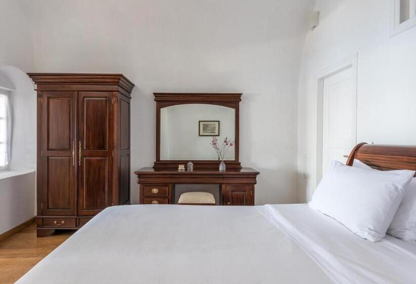 Люкс с гидромассажем, Chelidonia Luxury Suites