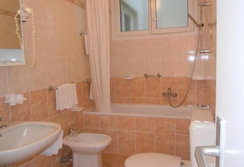 Номер Economy, Swiss Lodge Nassa Garni