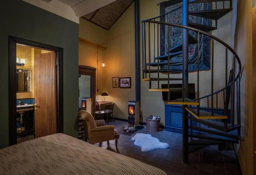 자쿠지 스위트, Communal Hotel Telavi