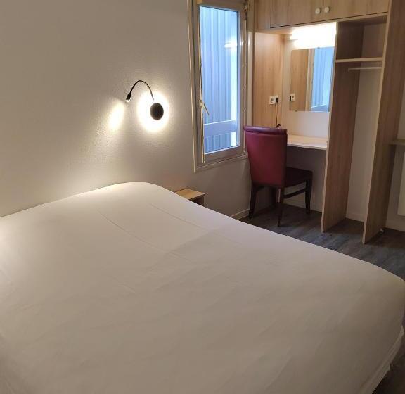 Номер Стандарт Трехместный, Fasthotel Paris Ouest Bouafle