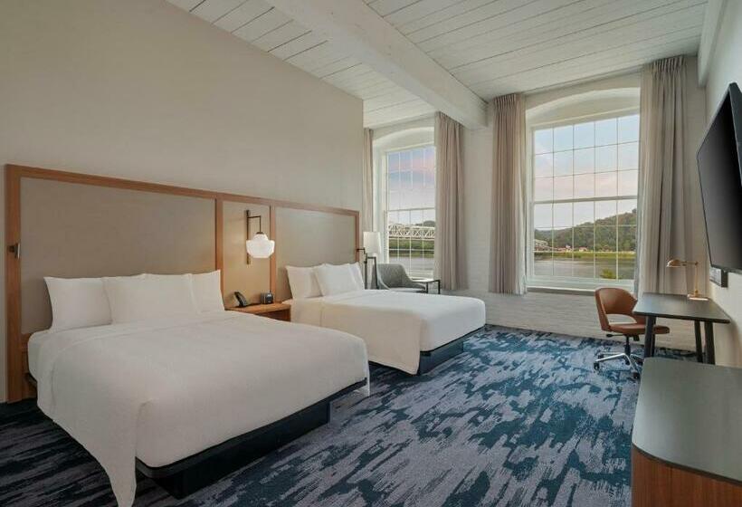 Номер Стандартный Кровать Куин, Fairfield Inn & Suites Madison Historic Eagle Cotton Mill