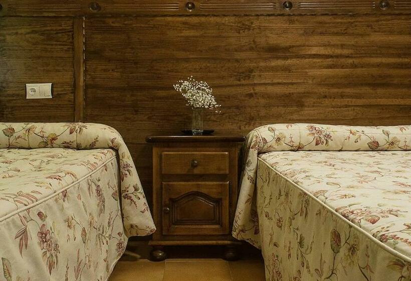 スタンダードトリプルルーム, Conjunto Hotelero La Pasera