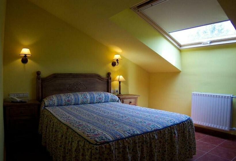 スタンダードトリプルルーム, Conjunto Hotelero La Pasera