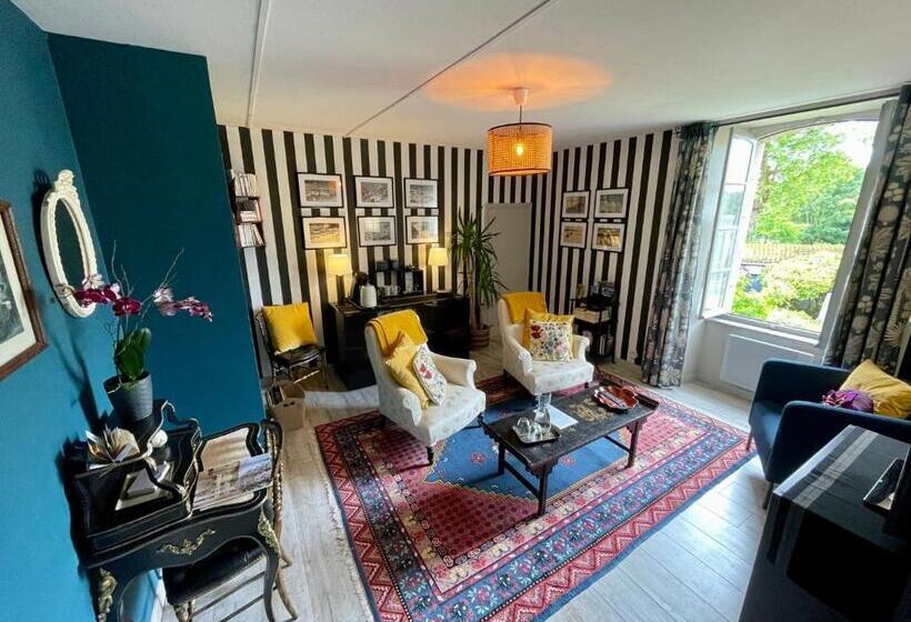 Люкс Deluxe Кровать Кинг, Chambres De St Michel