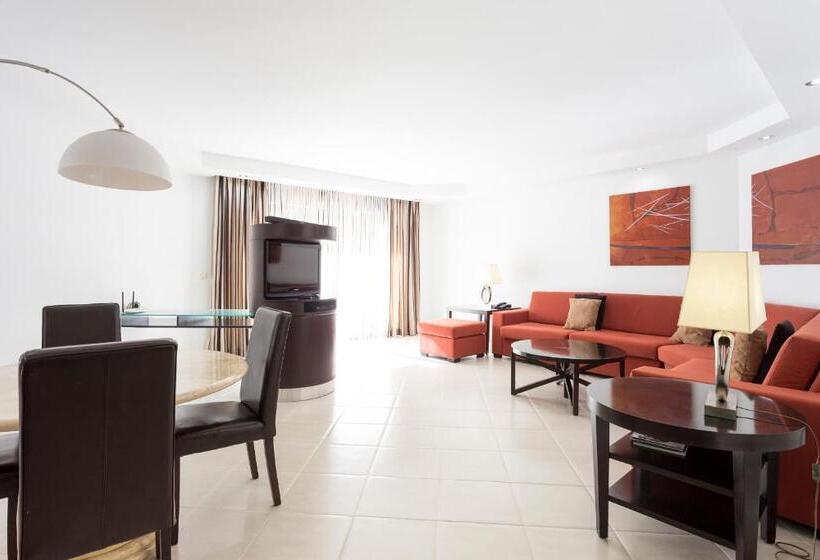 Люкс Вид на Бассейн, Atlas Suites Tenerife
