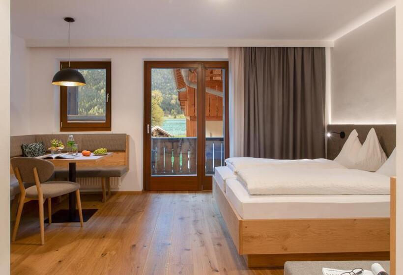 Студия Стандарт, Ferienhof Neusacher Moser
