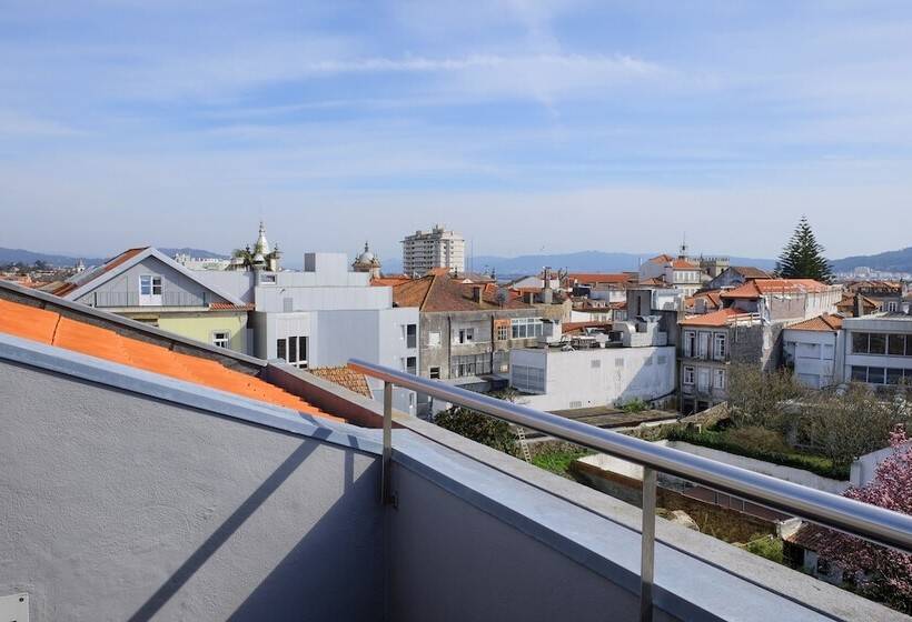 Quarto Estandar com Vistas, Laranjeira