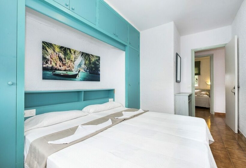 带花园景观及2个卧室的公寓, Playa Parc Apartments