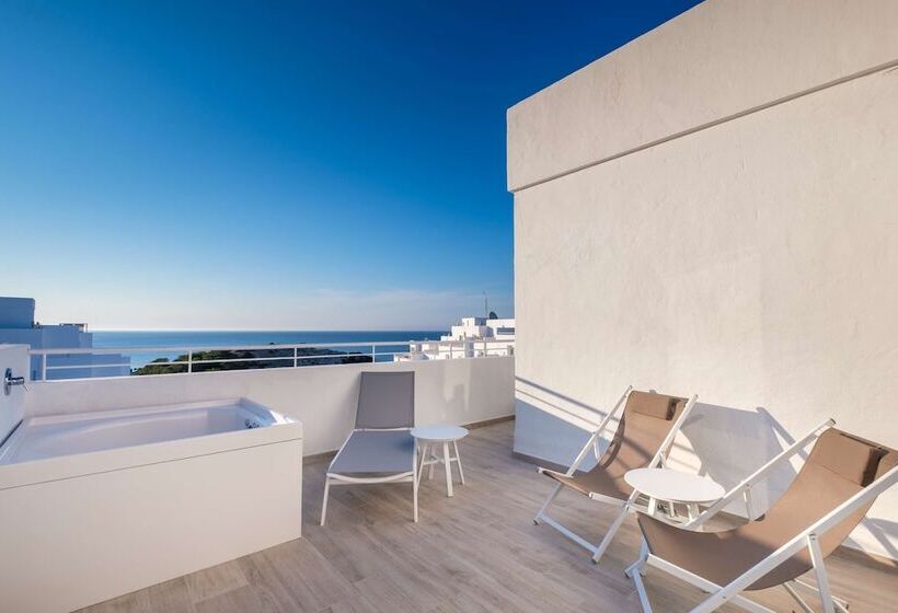 جناح جونيور مطلّ علي البحر, Barceló Portinatx   Adults Only