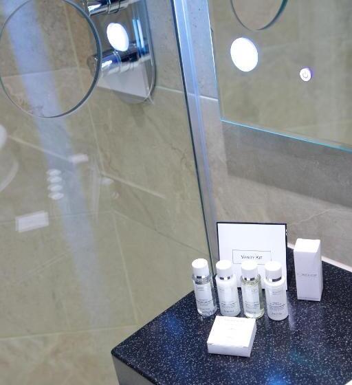 Номер Клуб, Bermondsey Square Hotel   A Bespoke