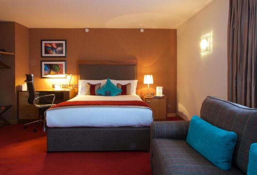 Семейный Номер, Bermondsey Square Hotel   A Bespoke