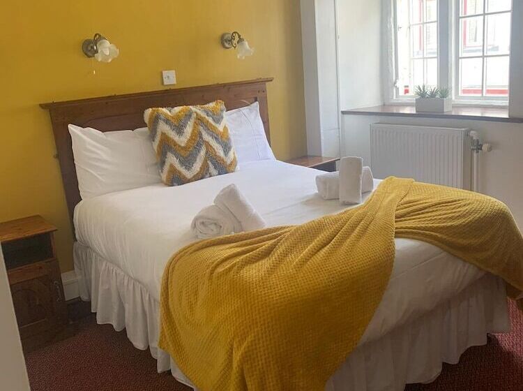 Номер Стандарт, The Bull Hotel