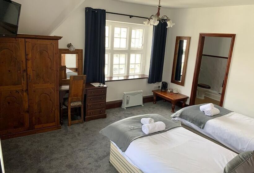 Номер Стандарт, The Bull Hotel
