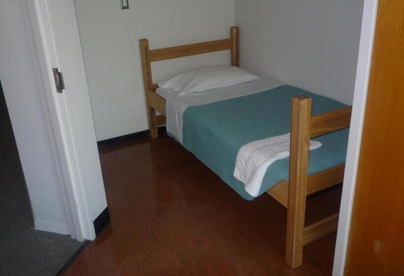 バスルーム共有のシングルスタンダード, University Of Toronto   New College Residence   Wilson Hall Residence