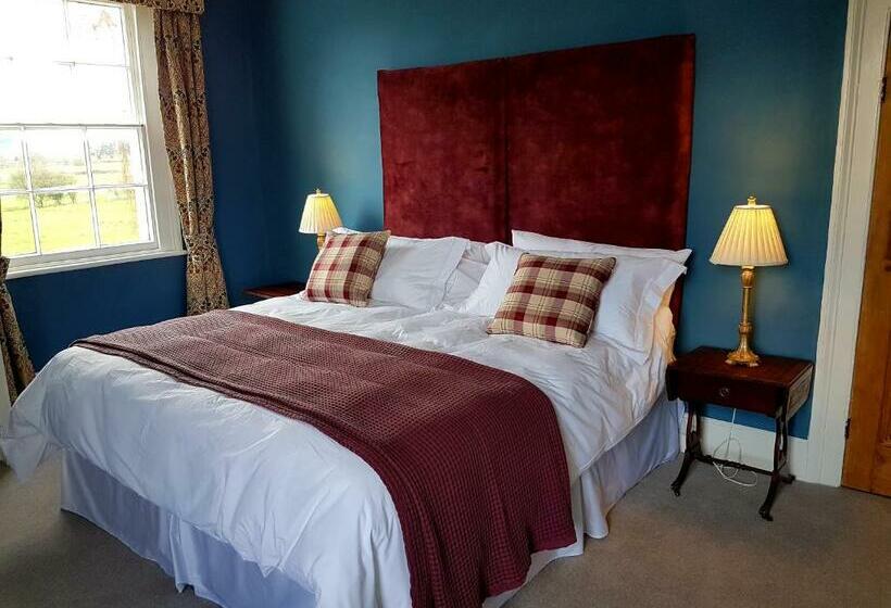 اتاق لوکس با چشم‌انداز باغ, Upper Buckton B&b