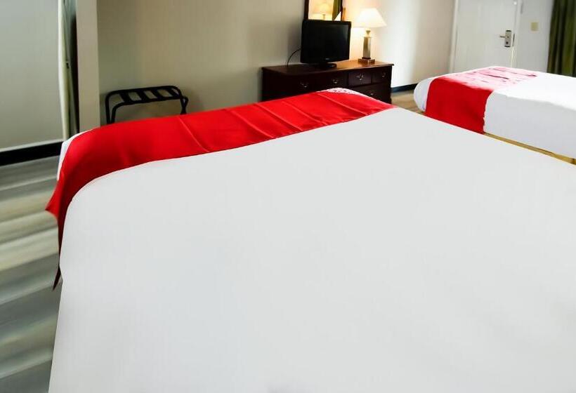 스탠다드 룸, Cypress Inn & Suites