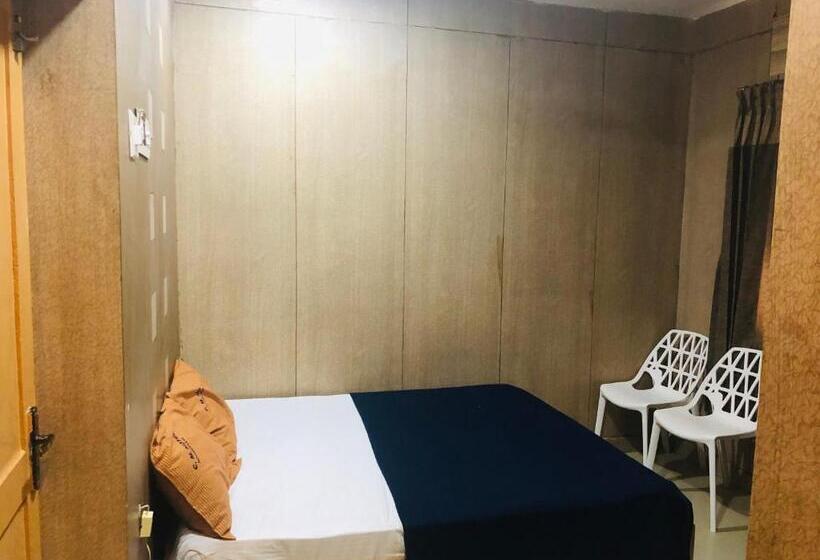 Номер Deluxe, C M Hotel New