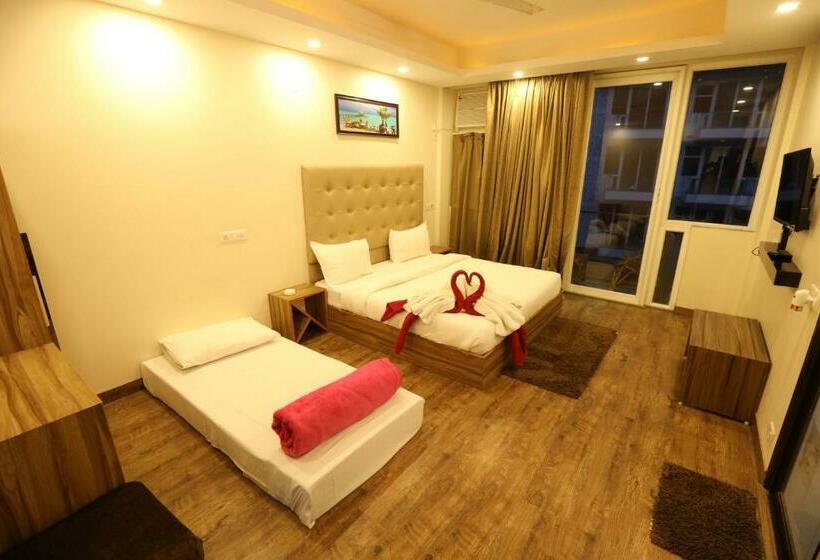 اتاق سوپریور, Avenue 18 Resort