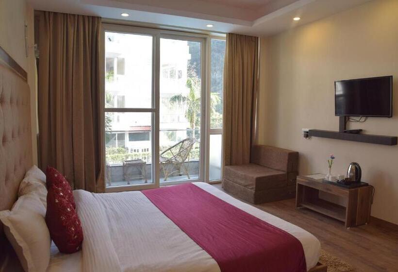 اتاق سوپریور, Avenue 18 Resort