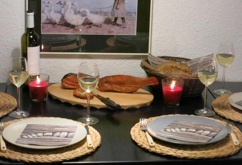 1 Bedroom Apartment Lake View, Ferienwohnungen Mit Seeblick Und Sauna