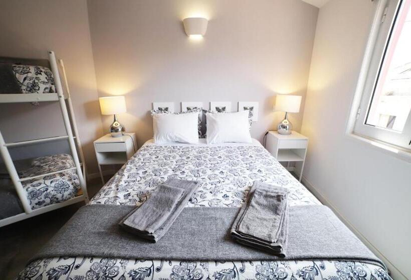 Quarto Familiar, Guest House Triunfo