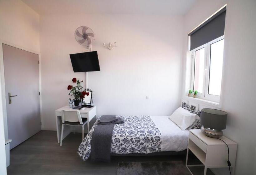 Quarto Estandar Individual, Guest House Triunfo