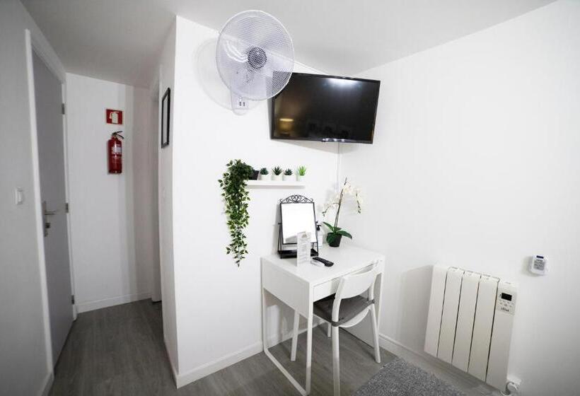 Quarto Individual Interior, Guest House Triunfo