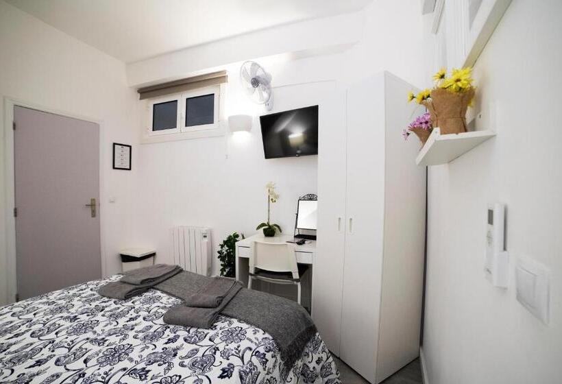 Quarto Estandar Interior, Guest House Triunfo