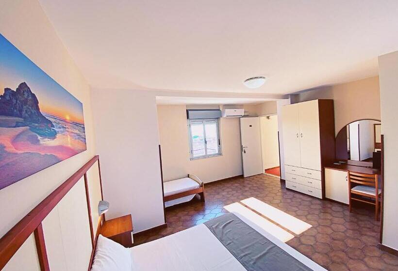 Номер Стандарт Трехместный, Residence Hotel Felix