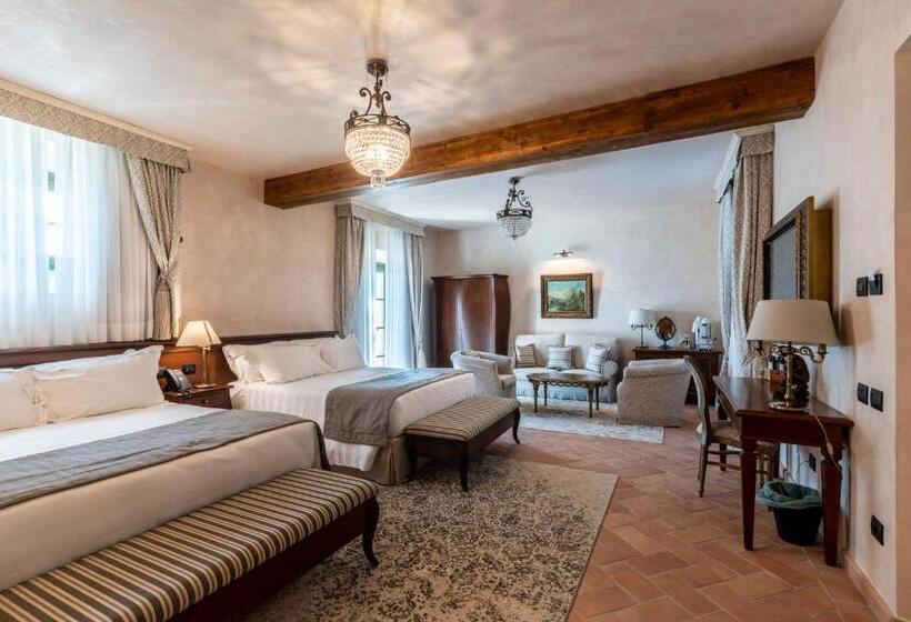 Люкс Вид на Бассейн, Villa Petriolo
