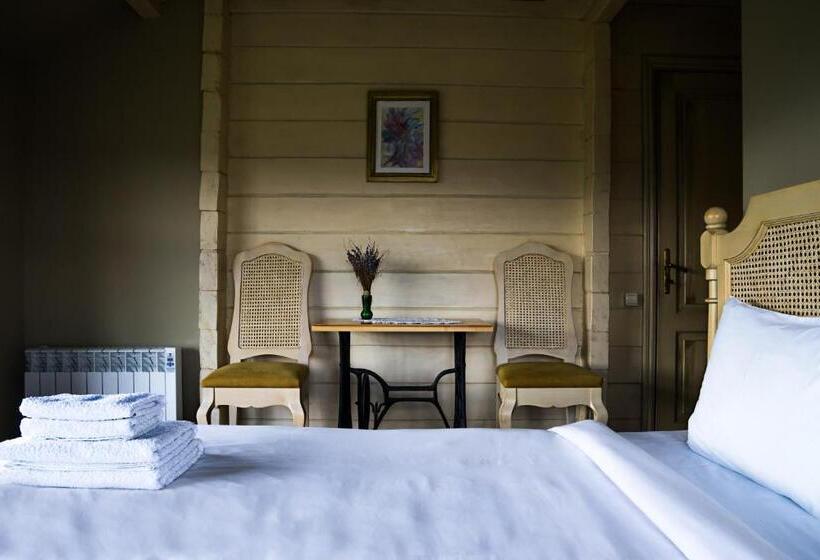 Номер Deluxe, The Provence Village