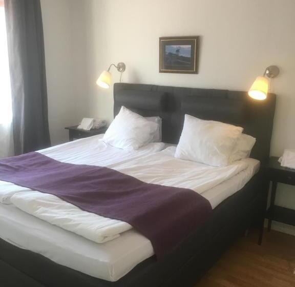 家庭间, Böda Hotell