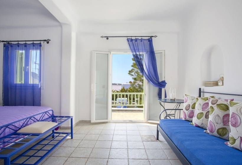 اتاق سوپریور با چشم‌انداز جانبی دریا, Bellissimo Resort