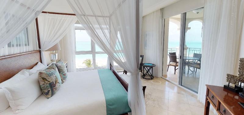 سوییت با چشم‌انداز دریا, Seven Stars Resort & Spa