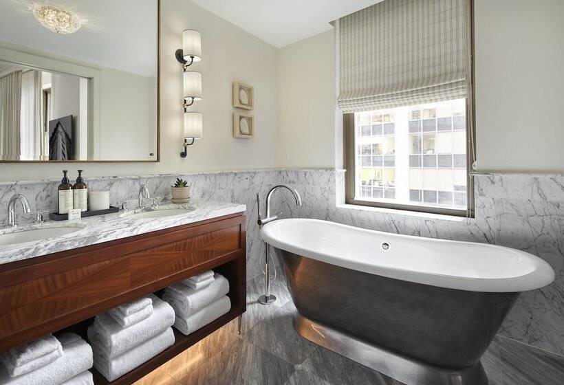 سوییت, The Wall Street Hotel New York City