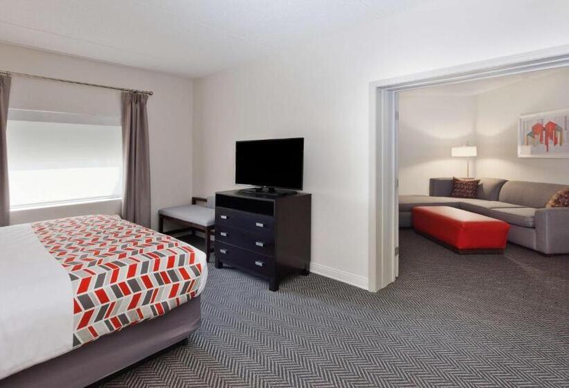Suite King Size Bed, Sonesta Essential Columbus