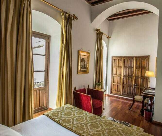 اتاق لوکس, Las Casas De La Judería De Córdoba