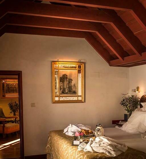 سوئیت جونیور با چشم‌انداز, Las Casas De La Judería De Córdoba
