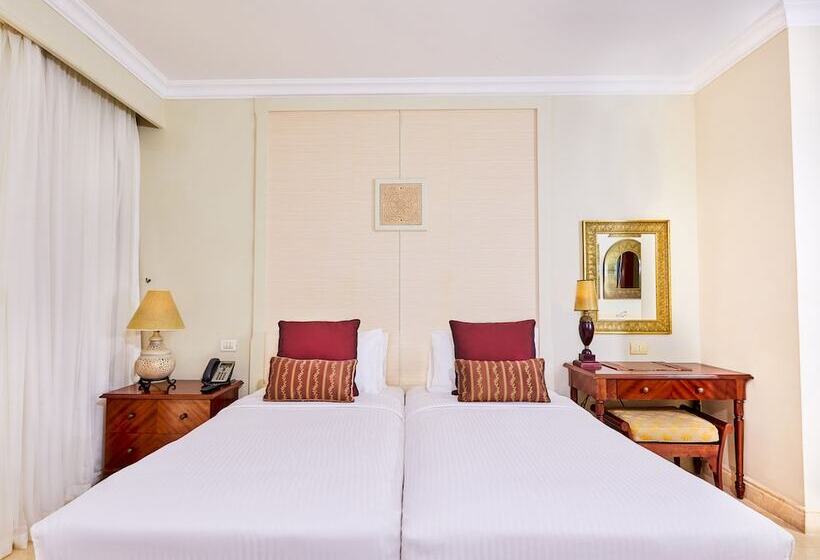اتاق لوکس با چشم‌انداز دریا, Pickalbatros The Palace Port Ghalib